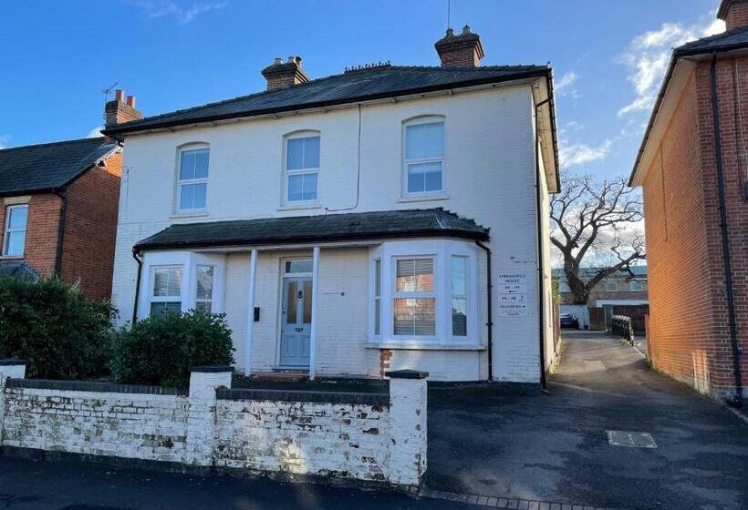 חדר דלוקס, Arlan House, Central Basingstoke