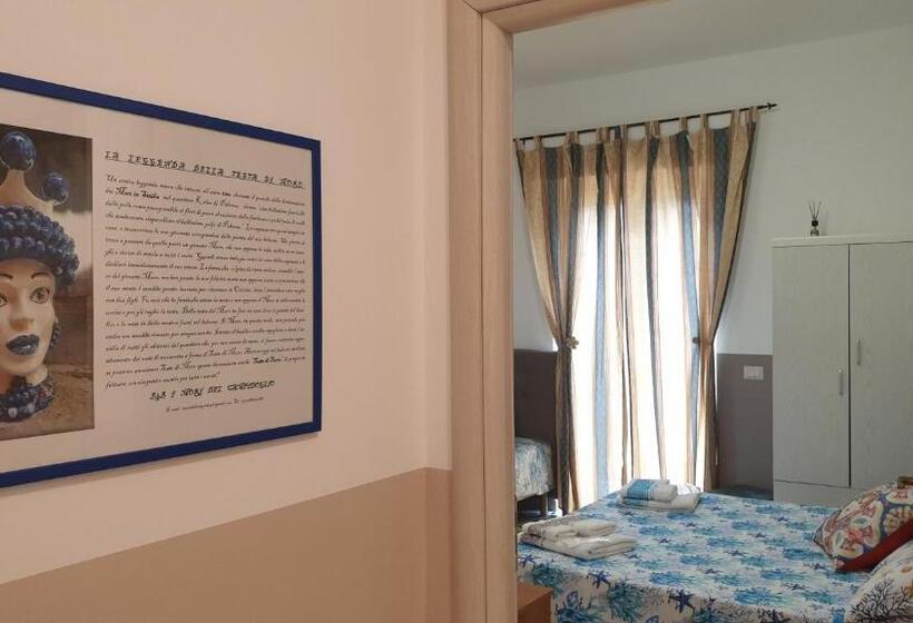 اتاق لوکس با چشم‌انداز دریا, I Mori In Campidoglio Affitta Camere
