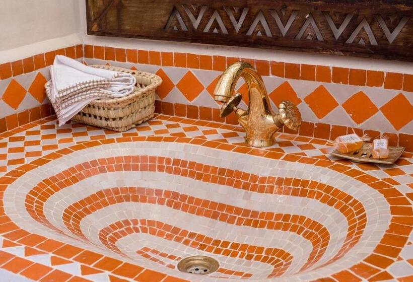 Люкс Повышенной Комфортности, Riad Chebbi