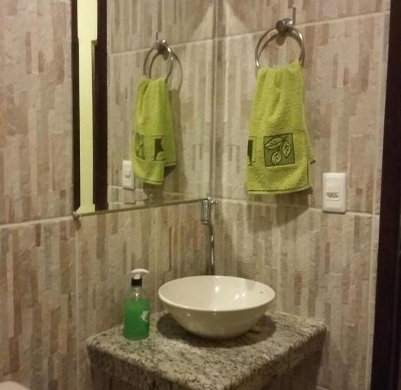 샬레, Pousada E Restaurante Maria Das Flores
