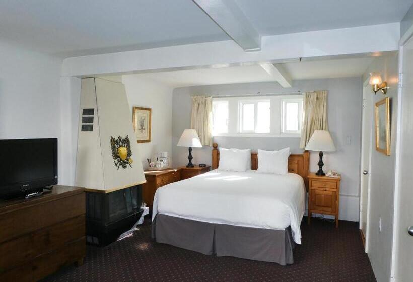 Номер Стандарт, Carmel Fireplace Inn