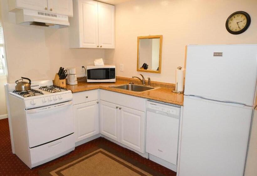 Дом 1 Спальня, Carmel Fireplace Inn
