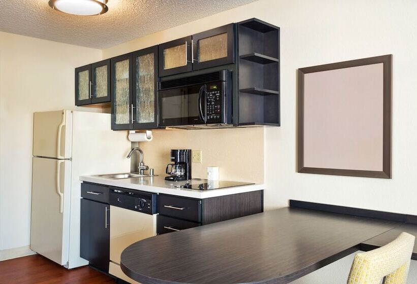 身障者適用スイートルーム, Sonesta Simply Suites Dallas Galleria