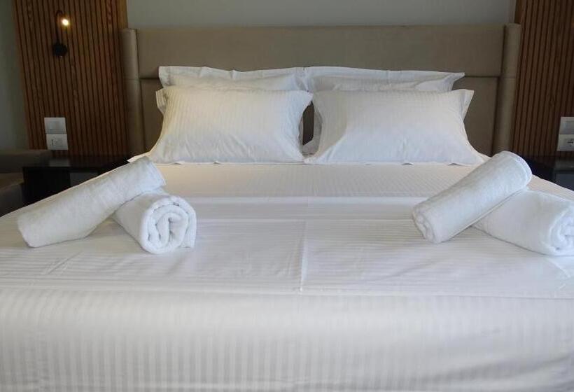 Quarto Deluxe Vista Mar, King Hotel Ksamil