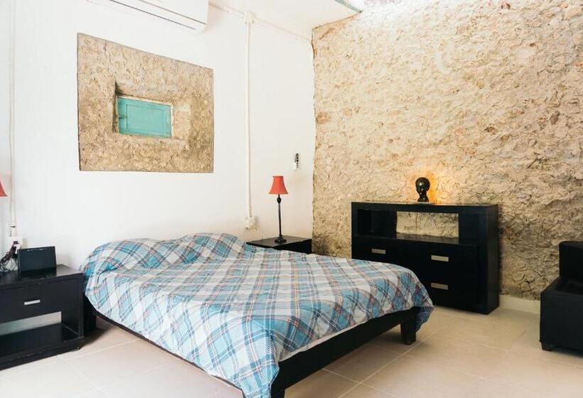 标准间, Guaya Hostel