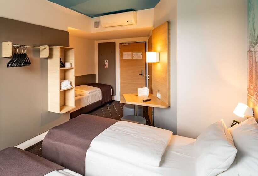 Номер Стандарт Трехместный, B&b Hotel Wolfsburg Weyhausen