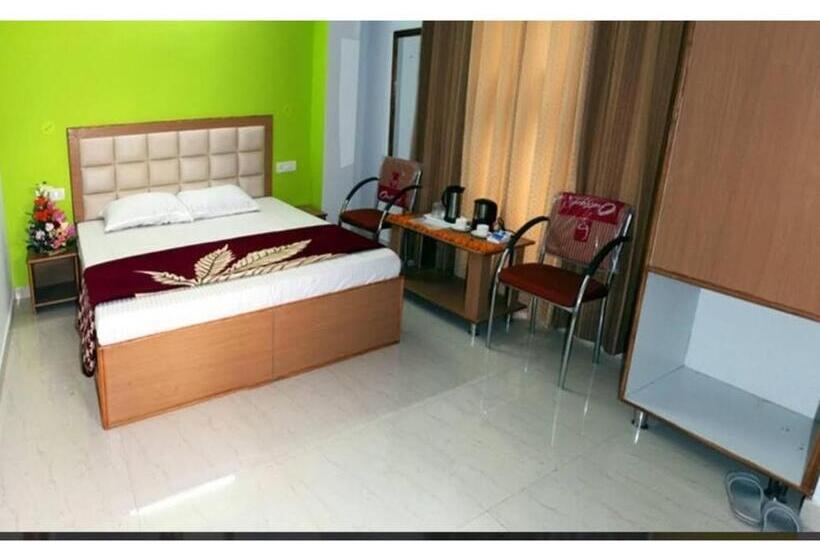 디럭스 룸, Goroomgo Divine Hills Shimla