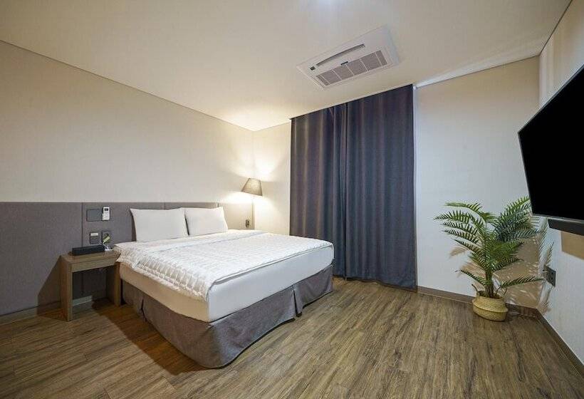 Quarto Deluxe Cama King, Mtm Family