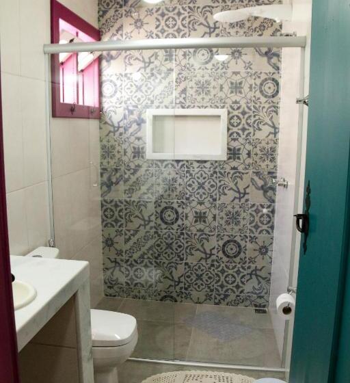 Трехместный Номер Стандарт с Балконом, Pousada Berço Mineiro