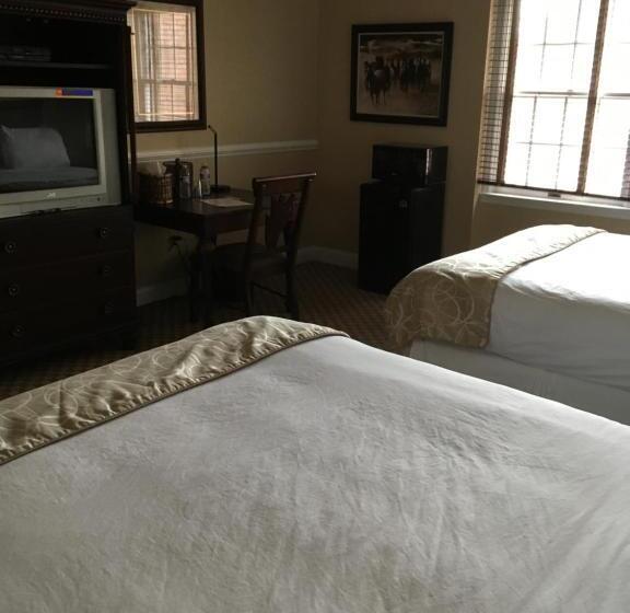 Номер Стандарт, Colts Neck Inn