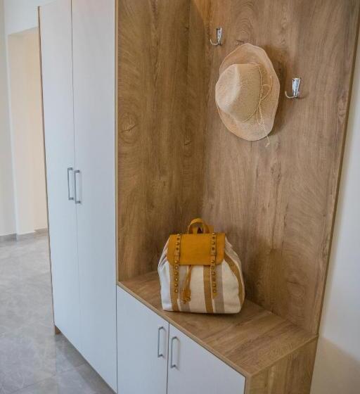 Апартаменты 2 Спальни, Allure Beach Resort Apart