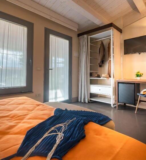 اتاق استاندارد سه نفره, Podere Maremma Spa & Ristorante