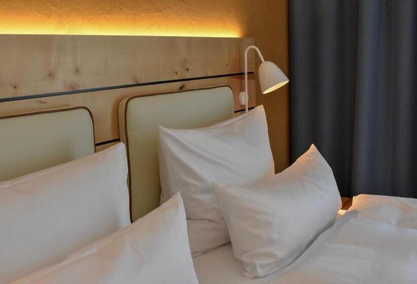 Люкс, Walhalla Hotel Regensburg Hoeferer 4 Sterne Superior