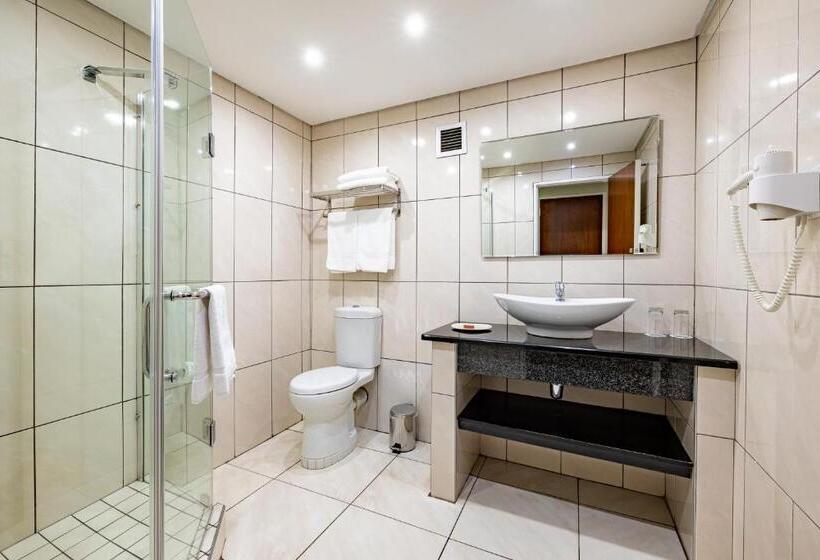 سوییت, African Sky Newcastle Inn
