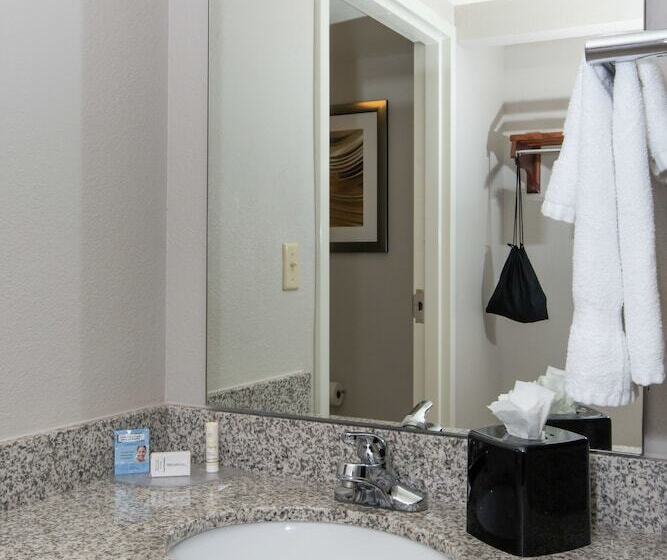 Номер Стандарт 2 Двуспальные Кровати, Courtyard By Marriott Charlotte Lake Norman