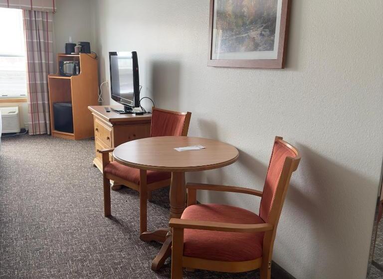 Номер Стандарт, Duluth Inn & Suites Near Spirit Mountain
