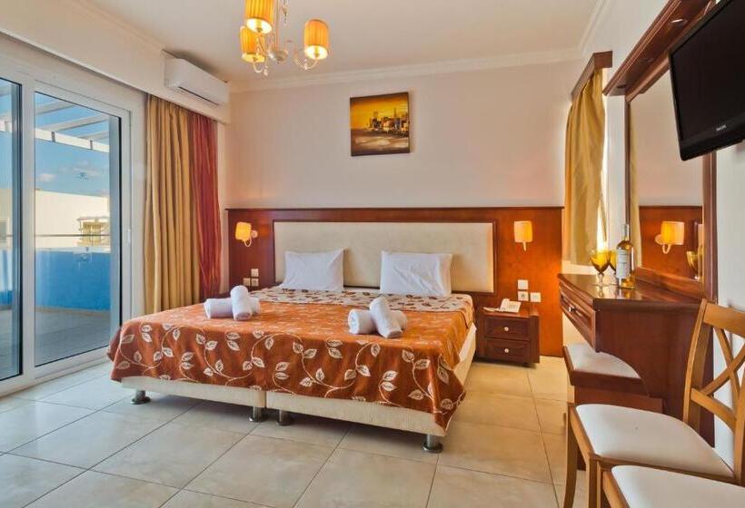 Апартаменты 1 Спальня с Видом, Royal Beach