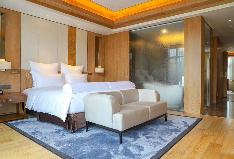 Люкс Повышенной Комфортности, Pullman Changbaishan Resort