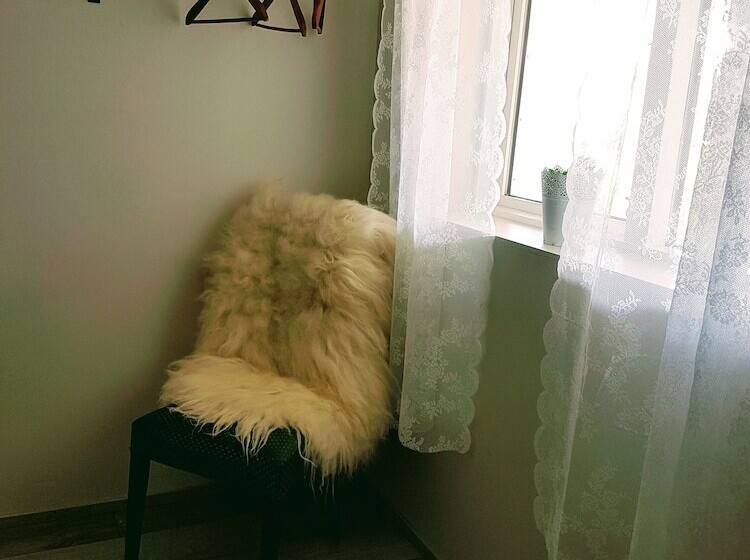 اتاق استاندارد, Grásteinn Guesthouse