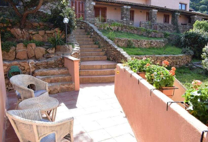 Klassisches Zimmer, Villaggio Est Affittacamere
