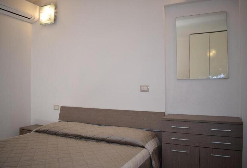 Klassisches Zimmer, Villaggio Est Affittacamere