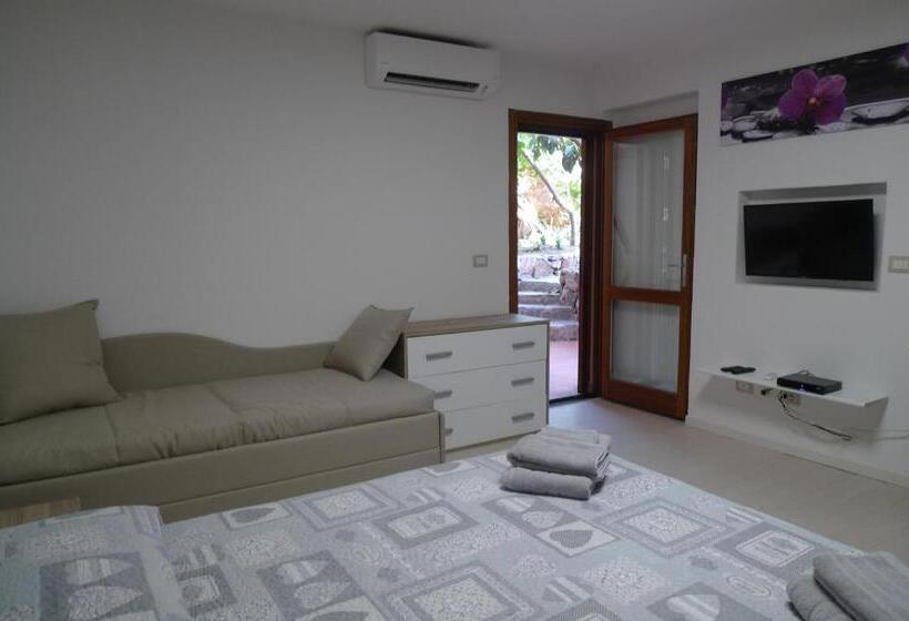 Familienzimmer, Villaggio Est Affittacamere