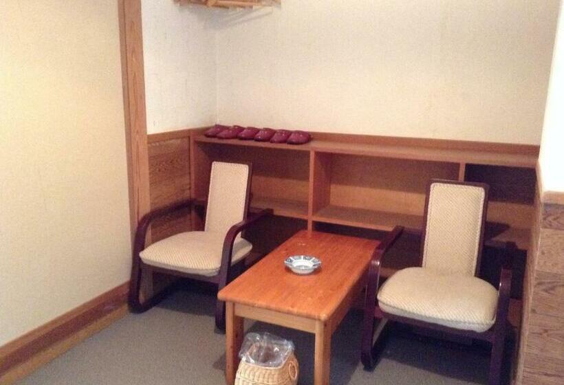 Номер Стандарт Совместная Ванная, Resort Inn Chitose