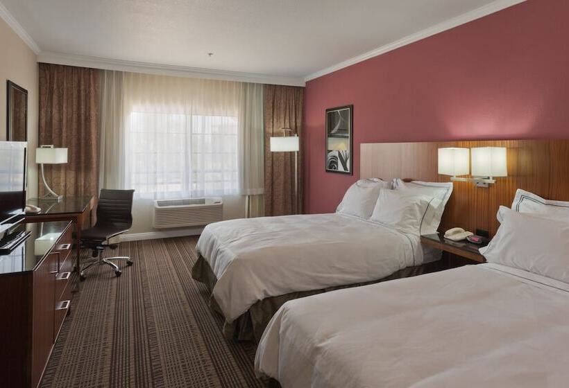 프리미엄 룸, Doubletree By Hilton Chatsworth