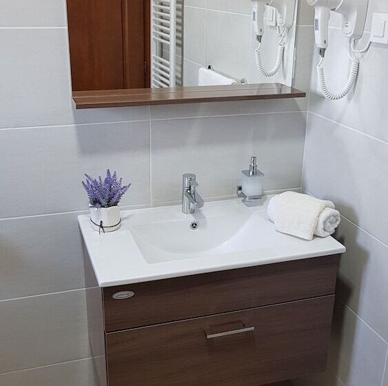 اتاق لوکس, B&b Plitvice Lakes Villa Prica