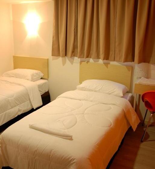 Номер Deluxe, Old Penang Hotel   Penang Times Square