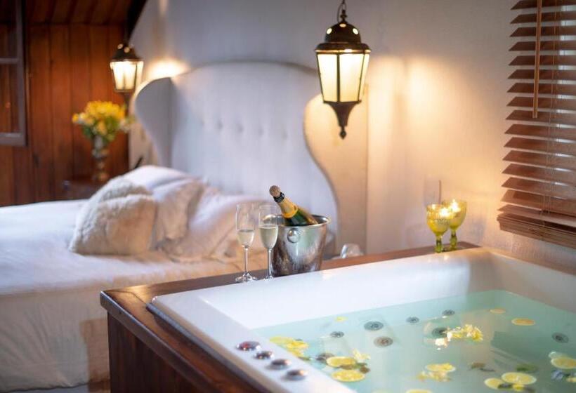 Presidential Suite, Alma