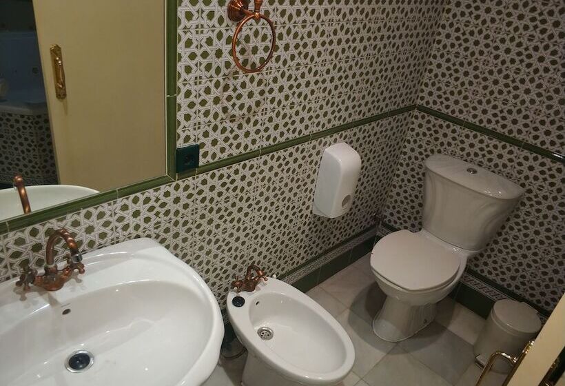 اتاق اکونومی, Hostal Avenida Andalucia   Solo Adultos