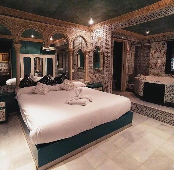 اتاق استاندارد با تخت بزرگ, Hostal Avenida Andalucia   Solo Adultos