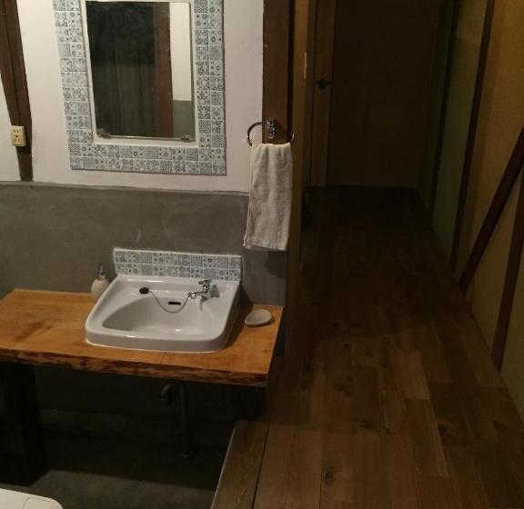Трехместный Номер Deluxe Вид на Море, Kumano Winery Guest House