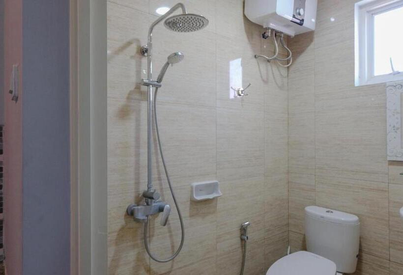 Quarto Deluxe, Oyo 1579 Kate El Inn