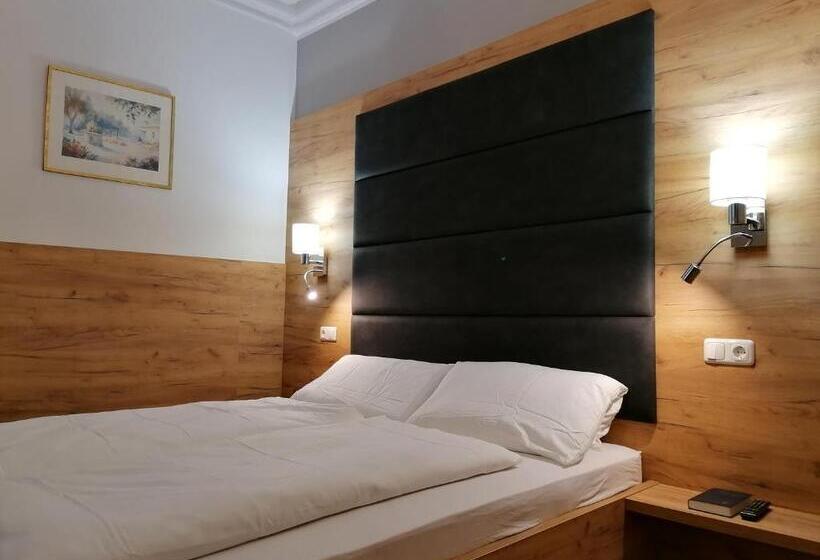 استودیوی استاندارد اینتریور, Golden Star  Premium Apartments