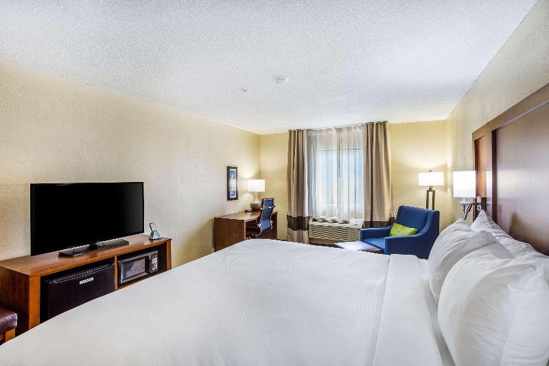 스탠다드 룸 킹사이즈 침대, Comfort Inn