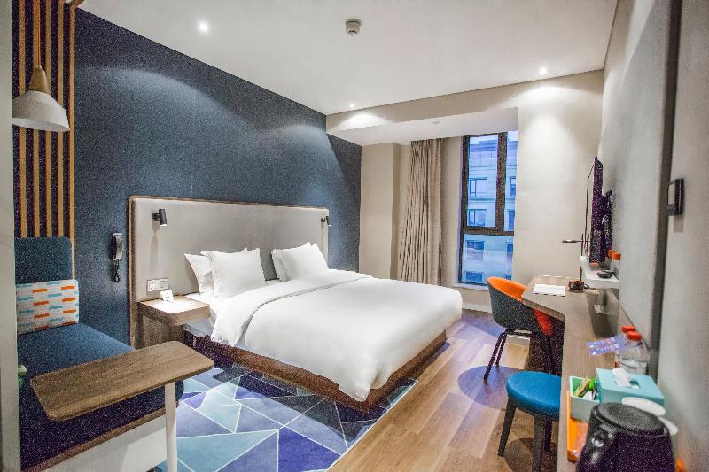 스탠다드 룸 킹사이즈 침대, Doubletree By Hilton  Norwalk