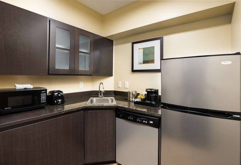 Люкс, Doubletree Suites By Hilton Austin Downtown Capitol