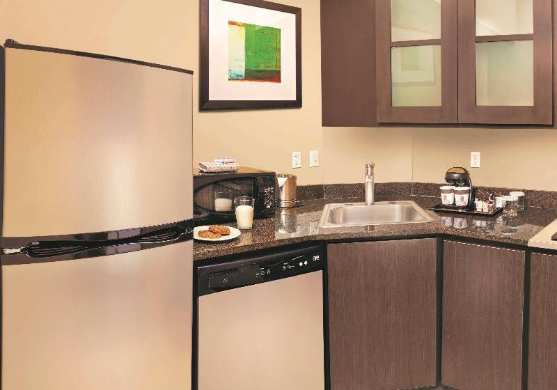 Люкс 2 Спальни, Doubletree Suites By Hilton Austin Downtown Capitol