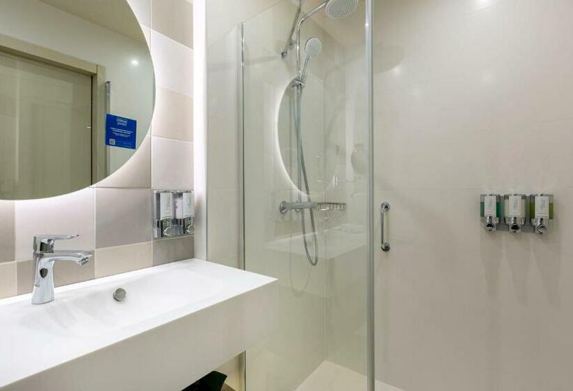 家庭间, Hampton By Hilton Alcobendas Madrid