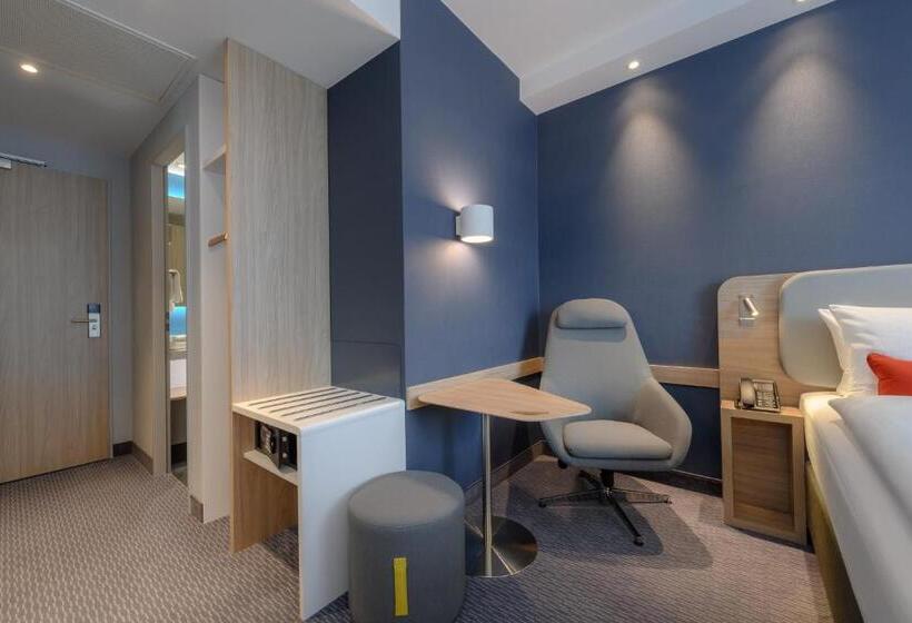 Номер Стандарт, Holiday Inn Express Göttingen, An Ihg