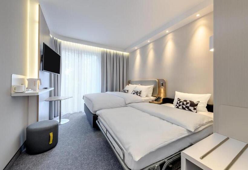 Номер Стандарт, Holiday Inn Express Göttingen, An Ihg