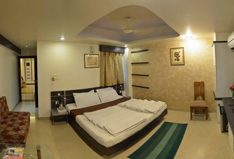 Quarto Deluxe, Shree Vatika
