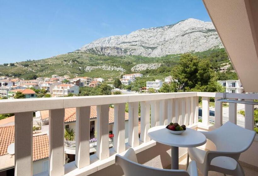 Студия Стандарт, Aparthotel Flora