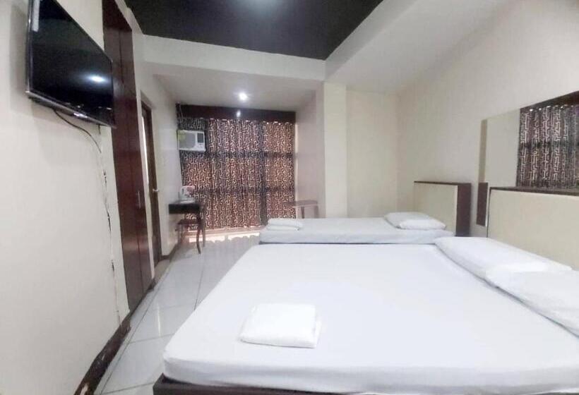 غرفة قياسية ثلاثية, Cosmo Hotel Espana Near Ust