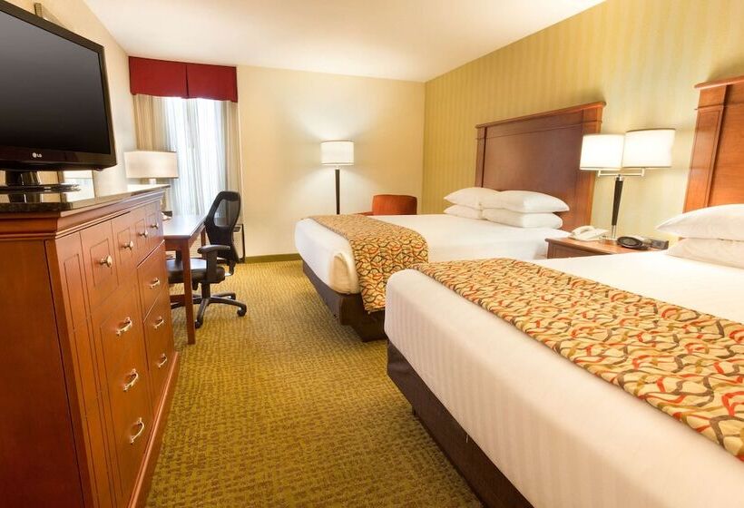 디럭스 룸, Drury Inn & Suites Charlotte University Place