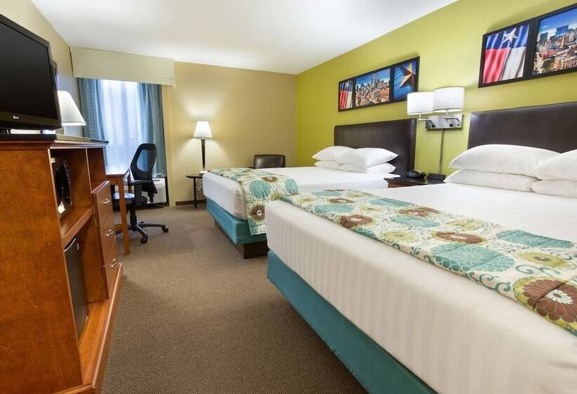Номер Deluxe, Heritage Inn & Suites The Woodlands, Trademark By Wyndham
