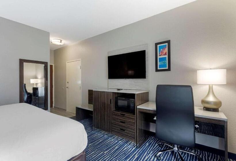 キングサイズベッドのスタンダードルーム, Comfort Inn & Suites