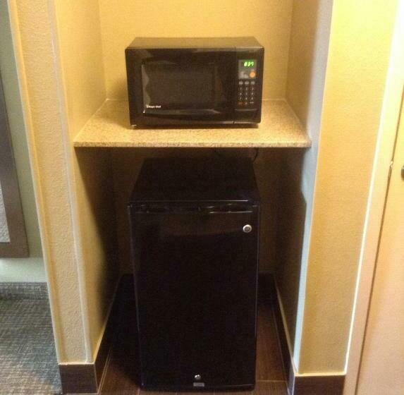 Номер Стандарт, Comfort Inn & Suites Waterloo  Cedar Falls